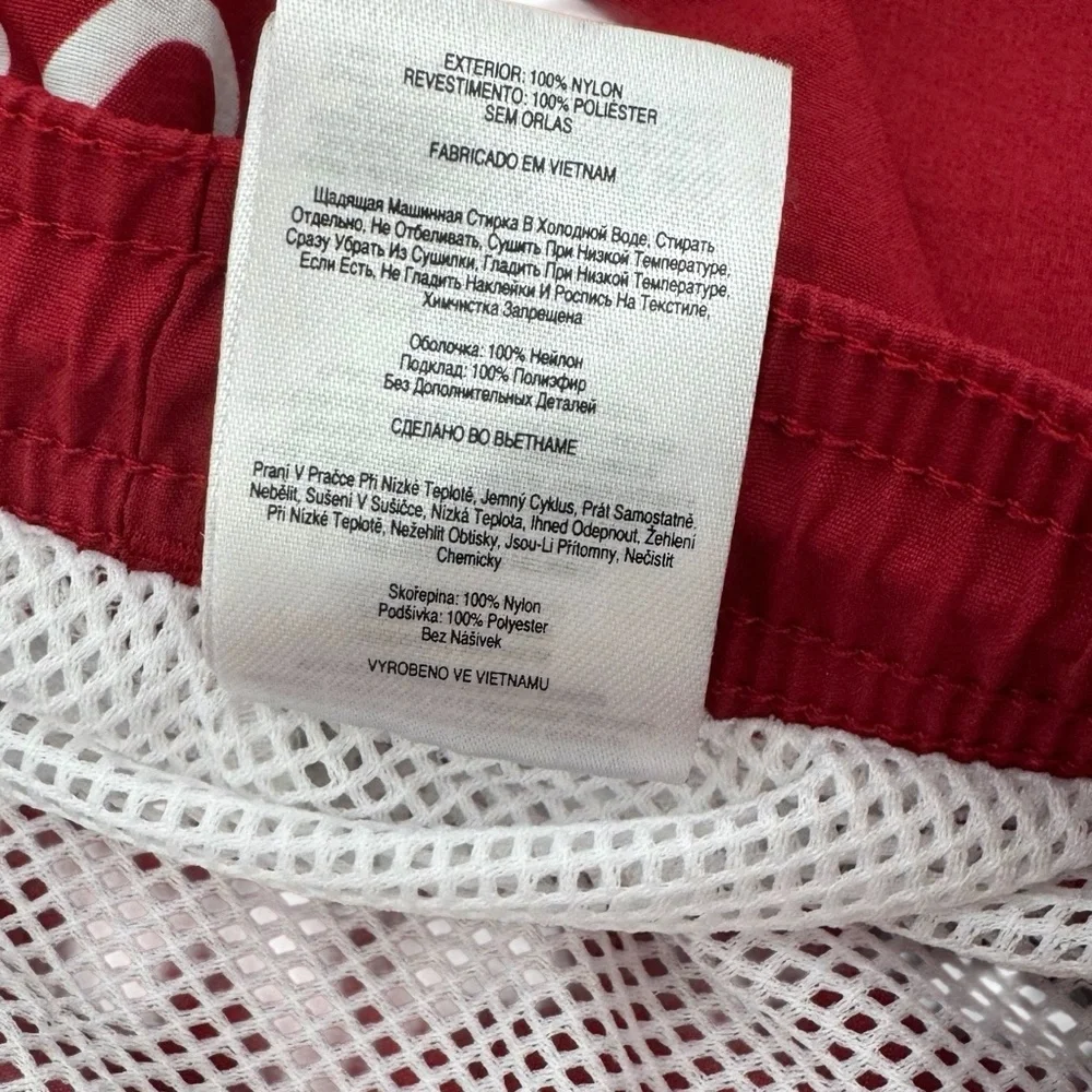 Columbia men crimson